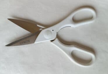 browning nozevi cena: Makaze Zwilling. Makaze u beloj boji drške čuvenog Nemačkog — 3