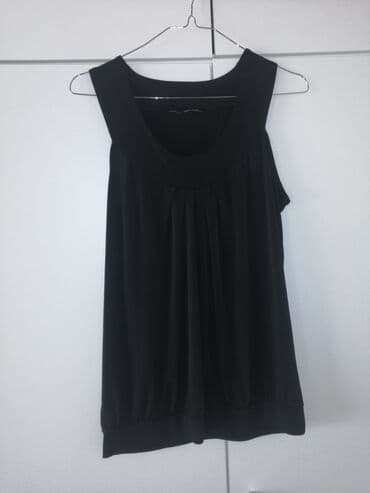 krem pantalone i bela kosulja: Crna tunika — 1