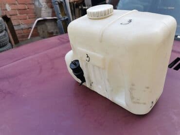 motor brisaca zastava 101: Posuda prskalice brisaca sa motorom Lada 2121,21213,21214 Niva, br.3 — 4