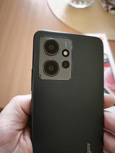 Prodajem tel redmi note 12 4 gb ram sa 128 gb memorije ram prosiriv sa