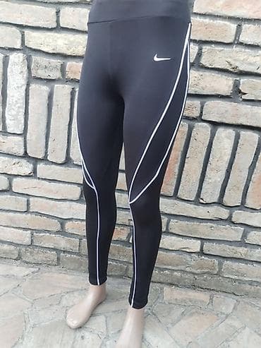 nike sorc i majica: Nike helanke S, M, 
Mokra likra
1500din — 4