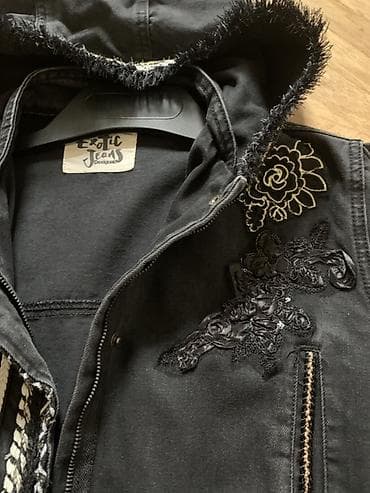 jakne sa grejacima: Desigual, M, L, Pamuk, Vez — 2