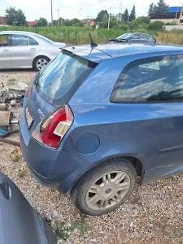 jake's marka: FIAT STILO ZADNJI BRANIK 408/B | Zadnji branik fiat stilo 3v kod — 4
