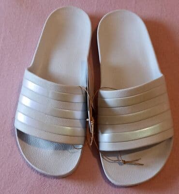 Sweatpants: Beach slippers, Adidas, 40.5 — 4