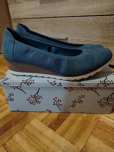 loafers cipele zenske: Elegantne ženske baletanke sa malom klinastom potpeticom. - Boja — 2