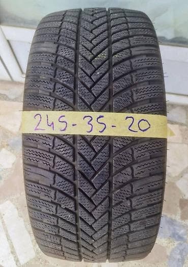 relej brisaca golf 4: Zimske gume 20” - Dimenzije: - 275/30 R20 (zadnje) - 245/35 R20 — 3