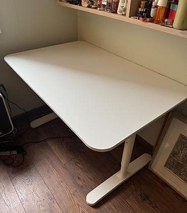 Stilski nameštaj: Prodajem Ikein podesivi radni sto dimenzija 120x80. Očuvan, neoštećen — 5