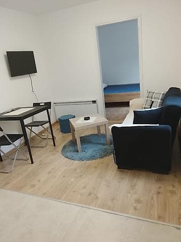 Sweatpants: 2 bedroom — 8