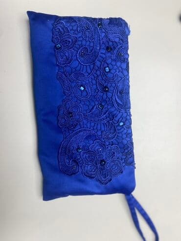 torbe carpisa: Elegantna satenska pismo-torba u kraljevsko plavoj boji. - Materijal — 2