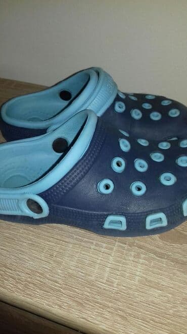 wrangler obuća: Beach slippers, Crocs, Size - 32 — 3