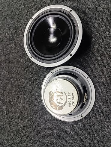 IPod & MP3 Players: Basevi CAT mbc 313 E kao novi! gumena vesanja, veliki magneti — 4