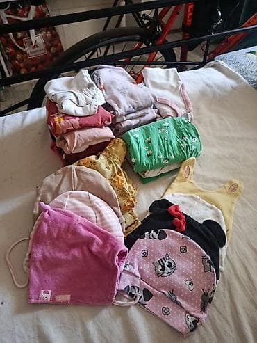 jednodelni skafanderi za decu: Paket odeće (62,68) Bodic dug rukav 8 komada Helankice 3 komada — 10