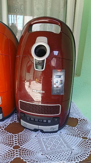 Miele usisivač sa kesom – model Complete C3 Active PowerLine - Snažan