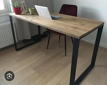 komode novi sad: Moderan radni sto – industrijski dizajn - Radna ploča od masiva/štapa — 1