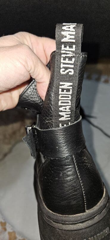 Gležnjače: Gležnjače, Steve Madden, 37 — 1