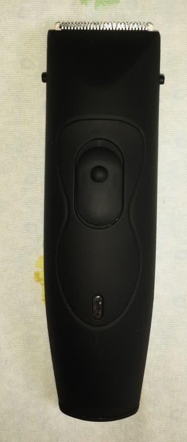 Aparati za uklanjanje dlačica: Hair and beard trimmer Brijač jednom korišćen, kao nov, celo — 3