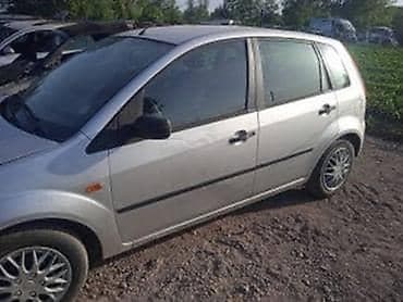 chevrolet spark prodaja: FORD FIESTA 1.3 2003. GOD. - KOMPLETAN AUTO U DELOVIMA | SMEDEREVSKA — 9