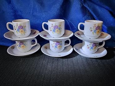 šolja sa grejačem: Soljice nove Zajecar porcelan iz 70ih.godina. Nove soljice,jedna — 5