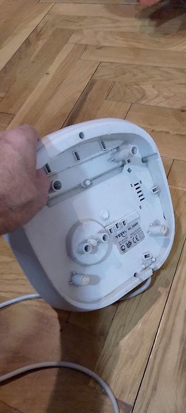 torbice za telefon: Grejalica duvaljka TESU 2000 w dobra. ispravna. pogodna za — 7