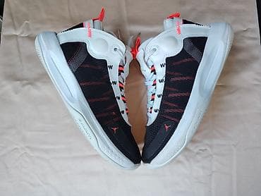 air jordan 3 srbija: Jordan košarkaške patike UG 26cm - Model: Jordan “Flight” (vidljiv — 2