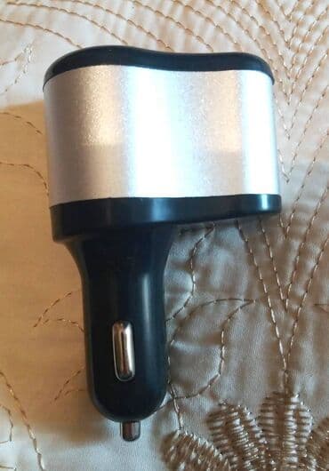 duks za menjac: USB auto punjač sa dva USB porta 2 u 1 - Dimenzija: 9,4 x 5,8 x — 8