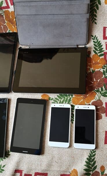 sony novi sad: 2000 dinara komad. tableti I telefoni kao novi sve radili ali se ne — 4