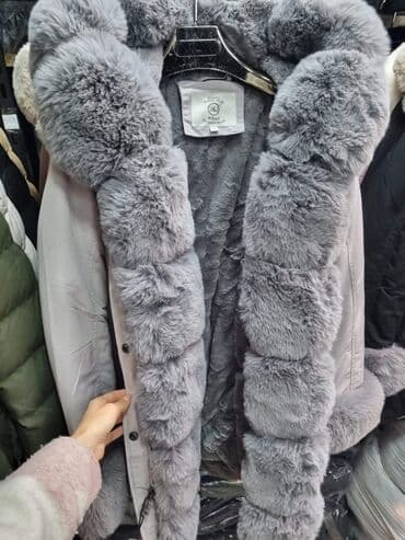 led parke: Parka
S M L XL
6.900din — 3