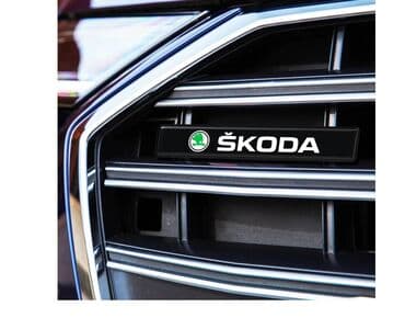 adapter za auto upaljač sa 220v na 12v: 12V Svetleći LED znak za prednju masku - ŠKODA Svetleći znak za — 4
