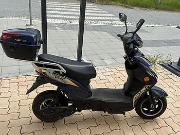 Motorcycles & Scooters: Skuter Lofty – gradski skuter 50cc klase - Boja: tamnoplava sa žutim — 4