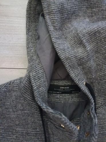 ZARA BASIC ženska jakna/duži kaput od pletiva sa kapuljačom - Model