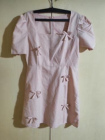 mac puder: Ružičasta haljina sa mašnama - Kroj: mini/iznad kolena, blago — 4