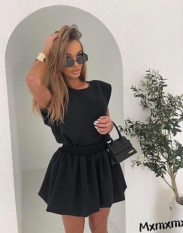 mona beograd: Likra 2000 din — 4