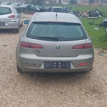 jake's marka: ALFA ROMEO 159 GEPEK VRATA 651 | Cena se odnosi na gola vrata sa — 2