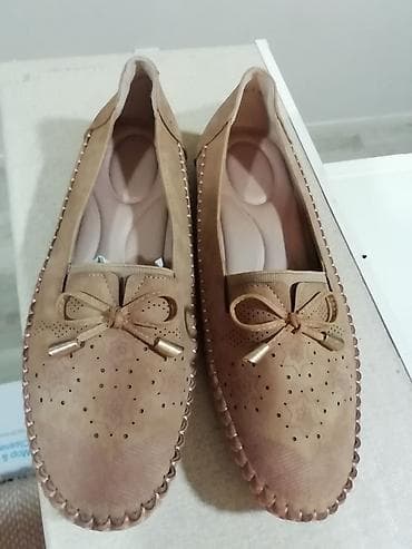 guess mokasine zenske: Nove preudobne krem mokasine 39 broj. Unutrašnje gazište 25 cm — 3
