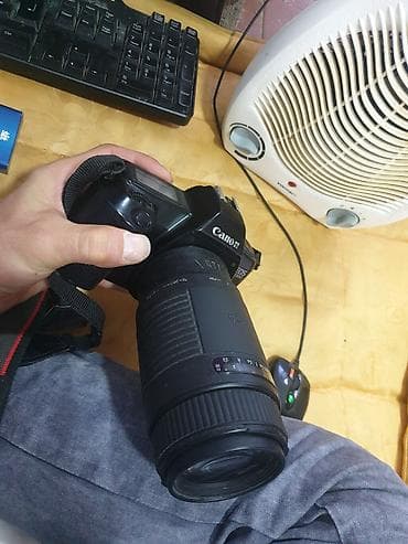 Video igre i konzole: Potpuno ispravan Canon aparat eos 1000, ocuvan Sa Sigma autofokusom Za — 2