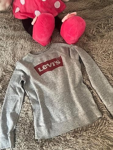 Levis original novo duks akcija samo 1500 din plus poklon gratis na lalafo.rs Levis original novo duks akcija samo 1500 din plus poklon gratis