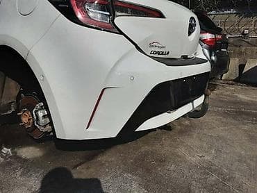 BRANIK ZADNJI ZA TOYOTA COROLLA OD 2013. DO 2023. GOD. | Svi delovi