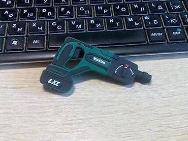 otkup laptopova zrenjanin: USB Stik 2.0 64 GB Makita Bušilica Prelep USB 2.0 stik od 64 GB — 6