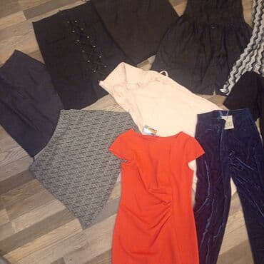 walkmaxx patike zenske: Ženska garderoba – raznovrstan paket Sadržaj: - Haljine: crna sa puf — 2