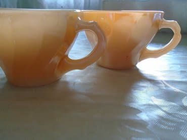 nove doncafe solje: Anchor Hocking Fire King, vintage šoljice za kafu, (na jednoj od — 2