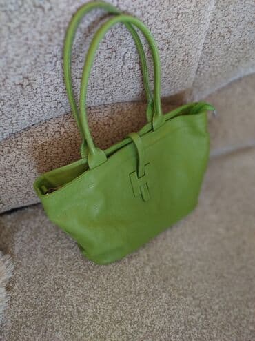 casio zeleni sat: Zelena ženska torba – shopper/tote model - Materijal: mekana zrnasta — 1