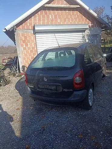 yugo 45 prodaja: BRANIK, FAR KRILO HAUBA ZA CITROEN XSARA PICASSO | Originalni — 4