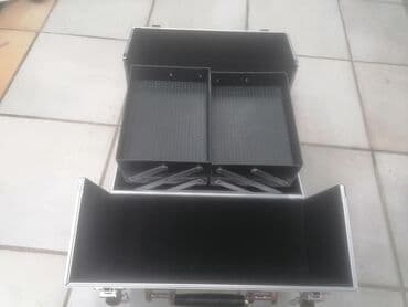 mini kofer za sminku: Veliki kofer za sminku
5700din — 1