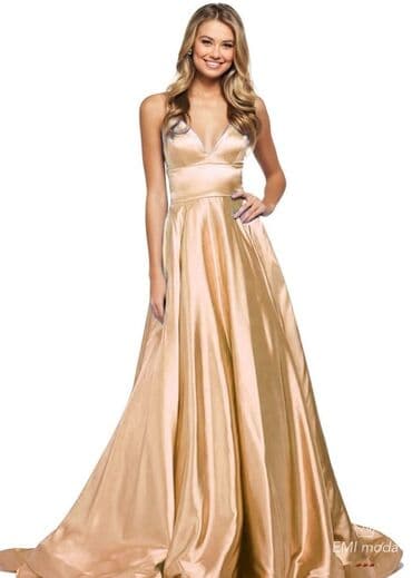 siroke haljine: 2700din — 5