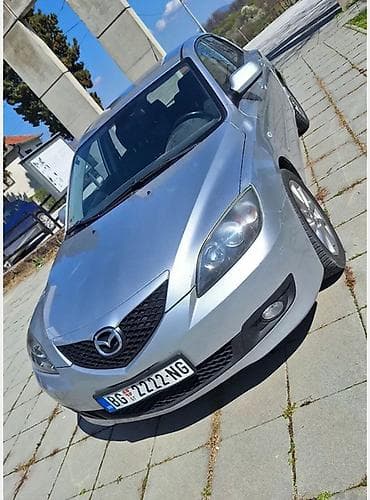 Auto u odličnom stanju (za svoje godine, tehnički bez greške), uredno