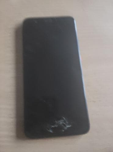 akg slusalice: Huawei P10 – 5.1" Full HD ekran - Pukao ekran, inace radi. U — 1