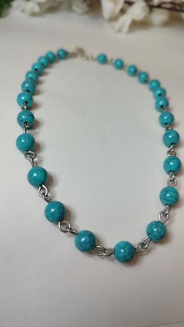 pepco kutije za nakit: Ogrlica sa tirkiznim perlama - Ručno nizana ogrlica od okruglih — 3