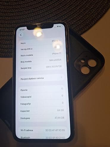 Auto elektronika: IPhone 11, beli, kao nov — 4