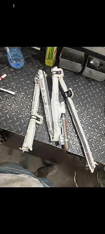 prekidac za sekvent plin: AUDI A6 C8 KROVNI AIR BAG ZAVESA 4K5880741D | Audi altina delovi — 2
