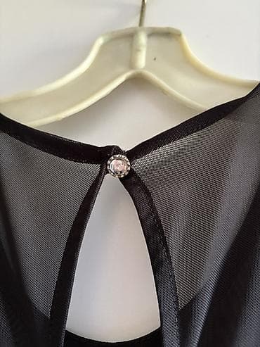 Dresses: Elegantna crna koktel haljina bez rukava sa prozirnim mrežastim — 3